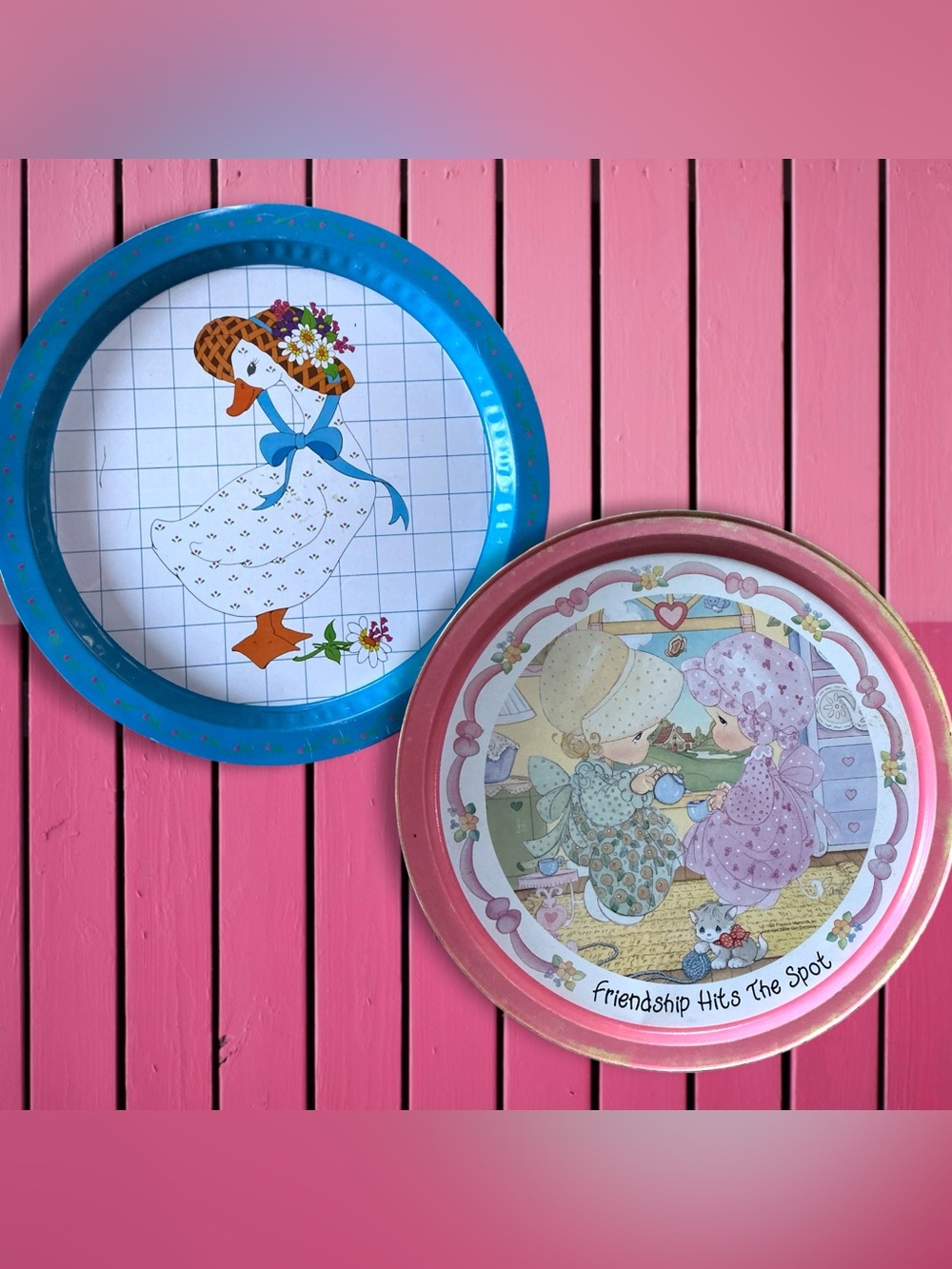 VTG ‘80’s Tin Serving Trays Goose w/ Bonnet Ribbon & Precious Moments Giftco 13”